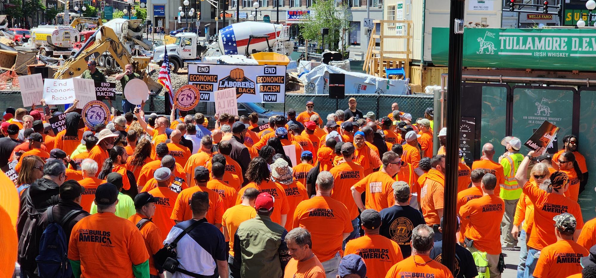 Construction Workers in Jersey City Hold Rally to Express Discontentment